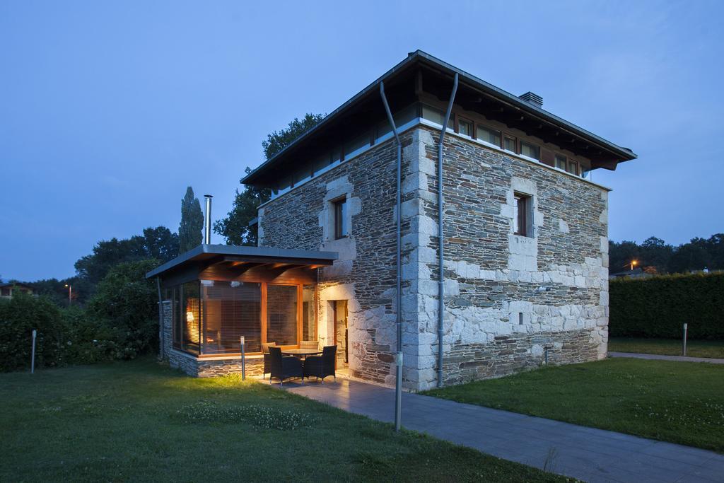Casa Do Bosque Guest House Sarria Exterior photo