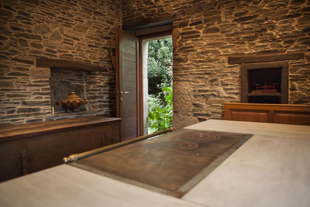 Casa Do Bosque Guest House Sarria Exterior photo