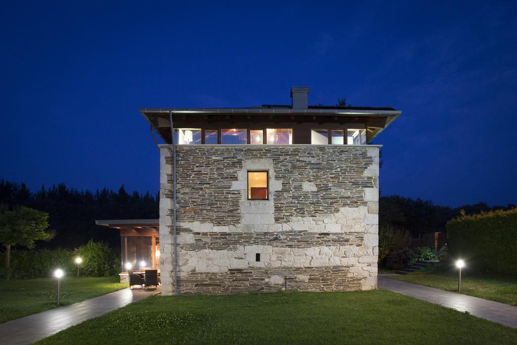 Casa Do Bosque Guest House Sarria Exterior photo